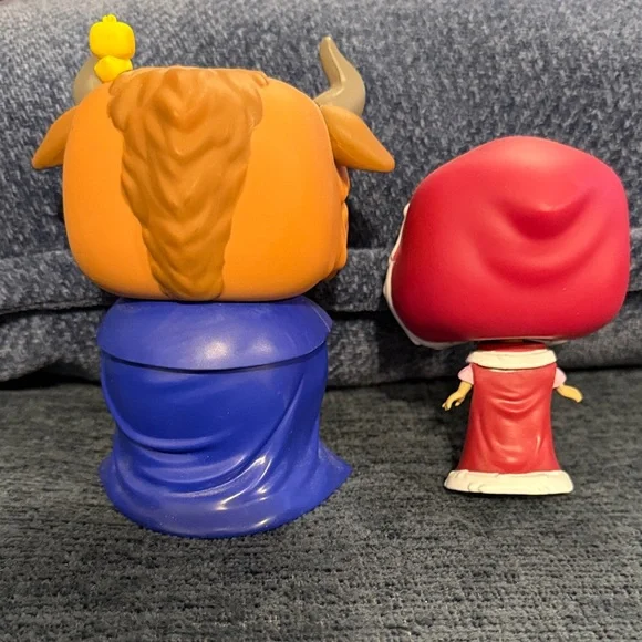 Funko Disney Beast and Belle - Picture 2 of 2
